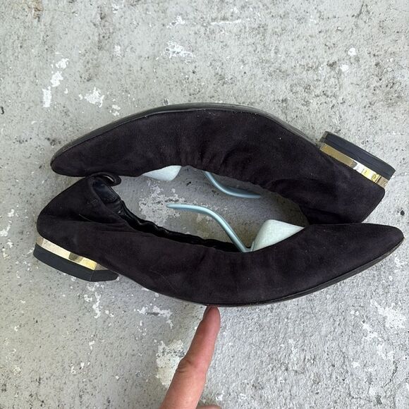 Burberry suede ballerina flats - Picture 2 of 8